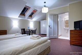 Отель Hotel Lord Кросно Двухместный номер с 1 кроватью-1