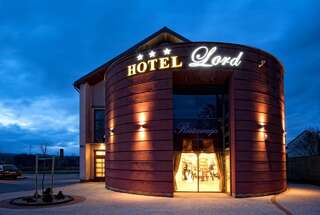 Отель Hotel Lord Кросно-2